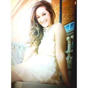 Meet your Posher, Megan